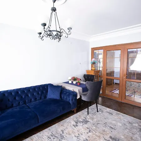 Apartamento 3 Diffrent Family At Center Walking 5 Minutes Estambul